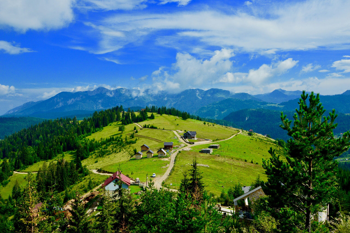 NKC Camperroute Montenegro en Kosovo: Ruige natuur en rijke cultuur